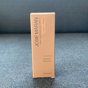 New in box Josie Maran Protect + Perfect Daily SPF 47